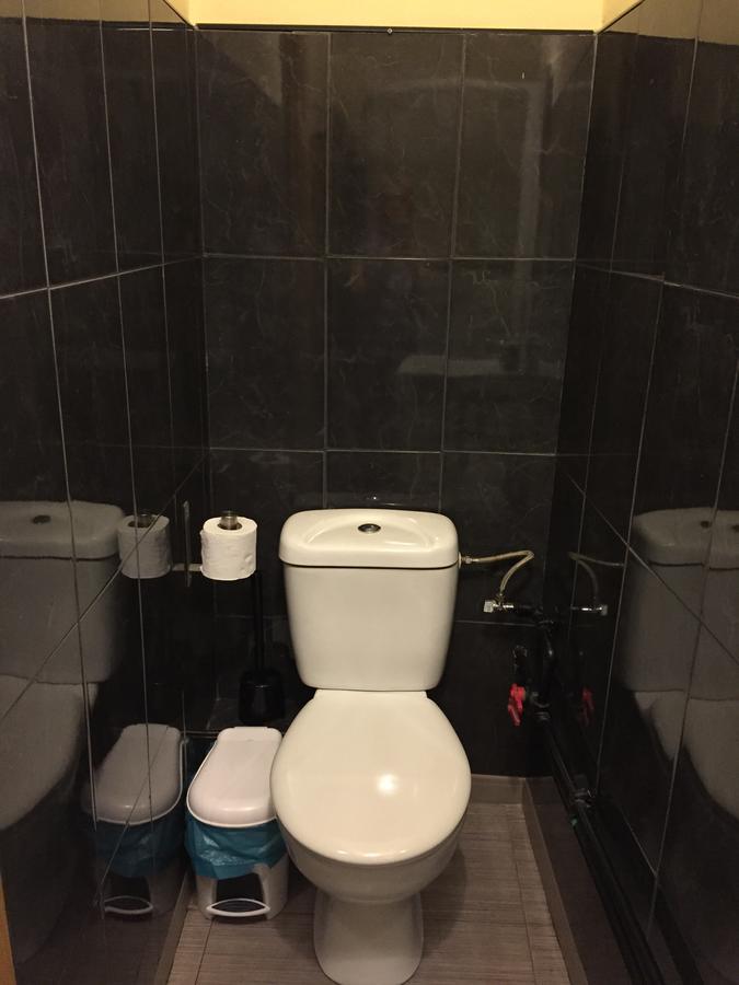 Hostal Oxum Madrid Bagian luar foto
